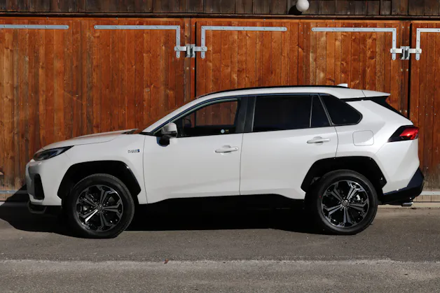 Suzuki Across 2.5 PHEV Compact Top 4x4