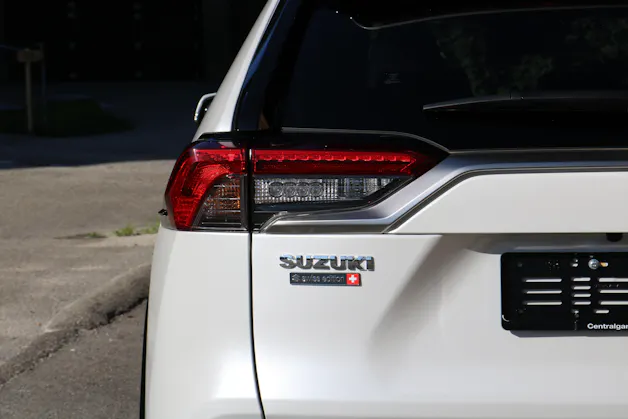 Suzuki Across 2.5 PHEV Compact Top 4x4