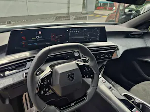 Peugeot 3008 GT e-Launch Edition AWD