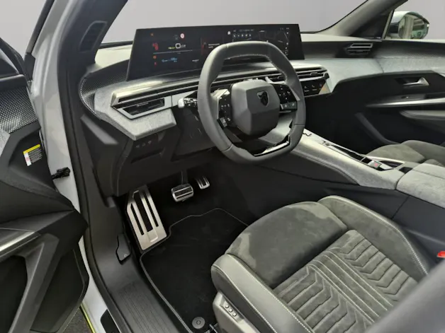 Peugeot 3008 GT e-Launch Edition AWD