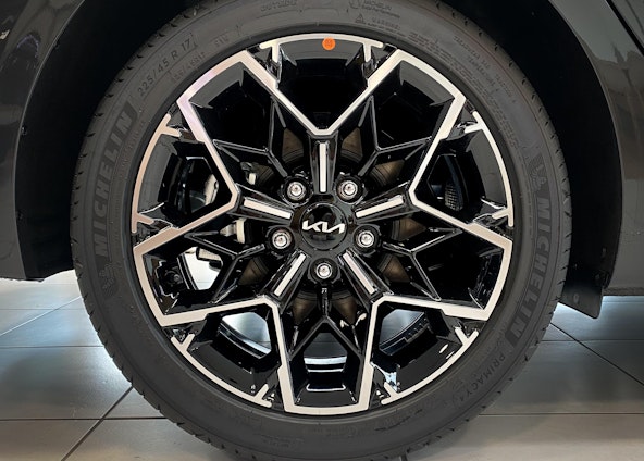 Vehicle image 2 Vehicle image 2