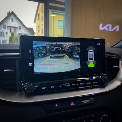 Vehicle image 9 Vehicle image 9