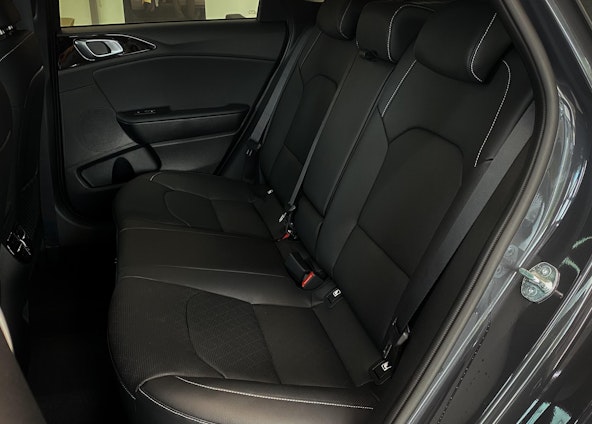 Vehicle image 21 Vehicle image 21