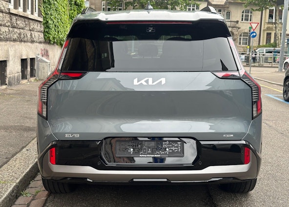 Vehicle image 6 Vehicle image 6