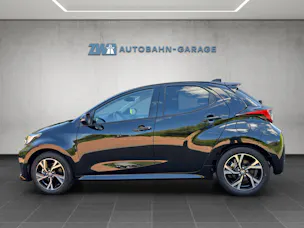Toyota Yaris 1.5 VVT-i HSD Trend