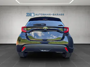 Toyota Yaris 1.5 VVT-i HSD Trend