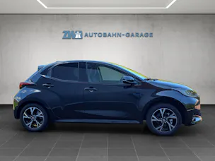 Toyota Yaris 1.5 VVT-i HSD Trend