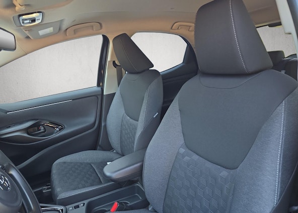 Vehicle image 9 Vehicle image 9