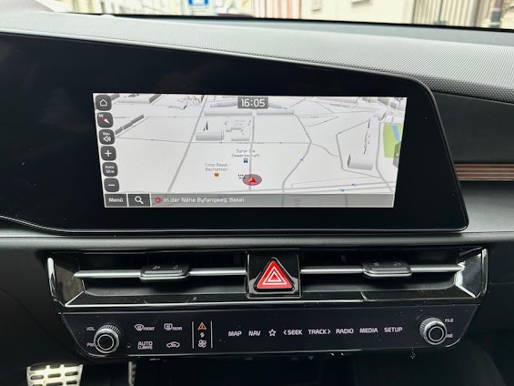 Vehicle image 11 Vehicle image 11