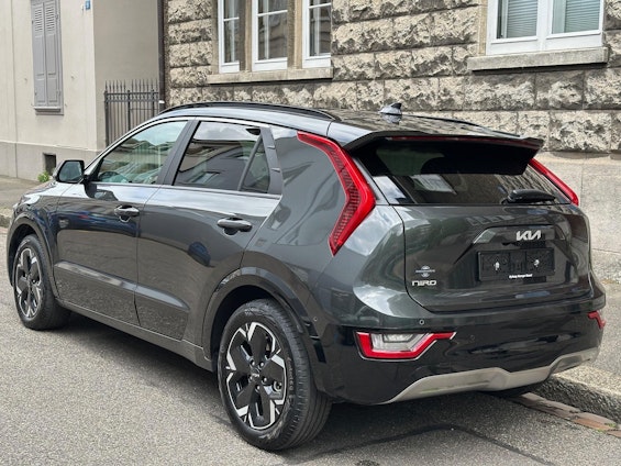 Vehicle image 6 Vehicle image 6