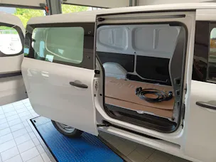 Renault Kangoo Van L2 E-Tech Electric EV45 22kW Extra