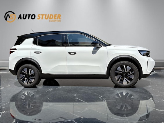 Vehicle image 12 Vehicle image 12