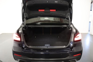 Vehicle image BMW 545e xDrive SAG