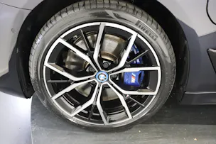 BMW 545e xDrive SAG