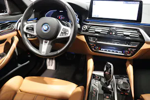 BMW 545e xDrive SAG
