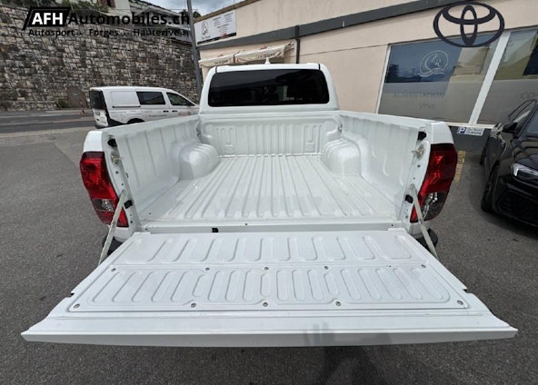 Vehicle image 7 Vehicle image 7