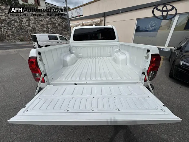 Toyota Hilux Double Cab.-pick-up 2.4