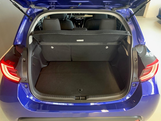 Vehicle image 13 Vehicle image 13