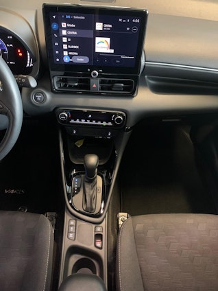 Vehicle image 2 Vehicle image 2