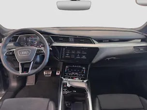 Audi Q8 50 e-tron advanced quattro