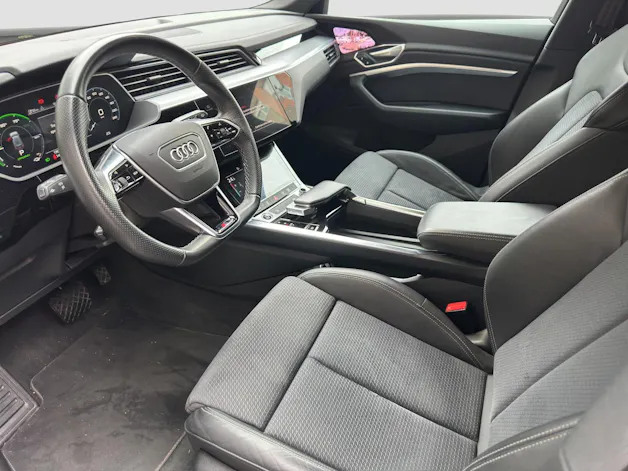 Audi e-tron 55 S Line Black Edition quattro