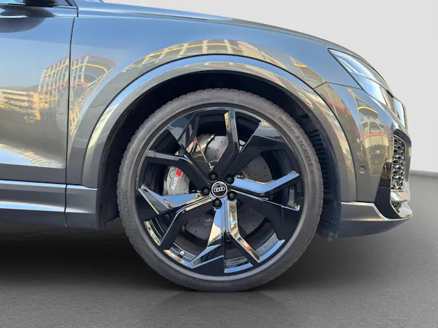 Audi RSQ8 quattro tiptronic