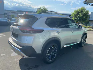 Nissan X-Trail 1.5 VC-T e-Power 4WD 7 Sitze Tekna+