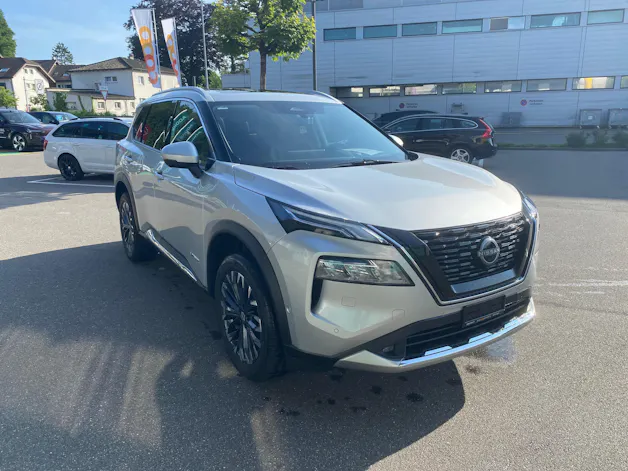 Nissan X-Trail 1.5 VC-T e-Power 4WD 7 Sitze Tekna+