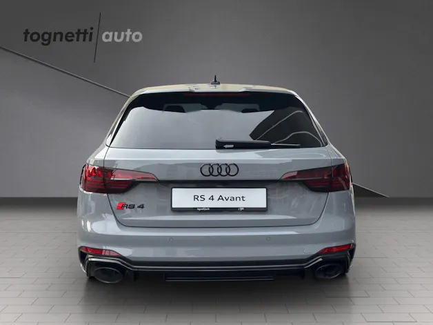 Audi RS4 Avant 25 year edition quattro tiptronic