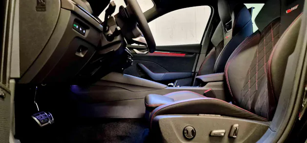 Škoda Octavia Combi 2.0 TSI DSG RS