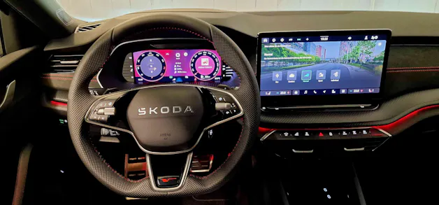 Škoda Octavia Combi 2.0 TSI DSG RS