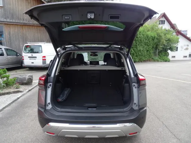 Nissan X-Trail 1.5 VC-T Tekna+ e-4orce 7P