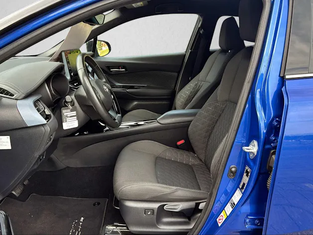 Toyota C-HR 2.0 VVTi HSD Trend
