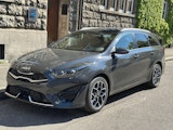 First vehicle image