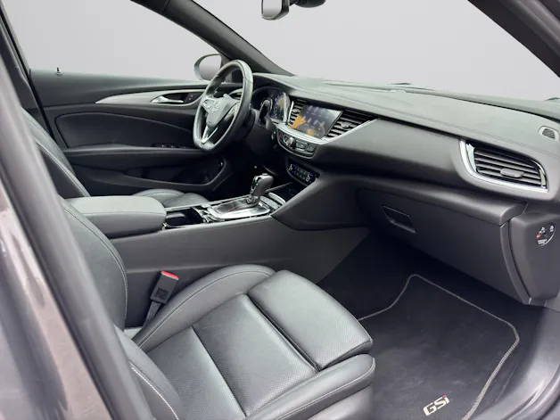Opel Insignia Sports Tourer 2.0 T GSi AWD