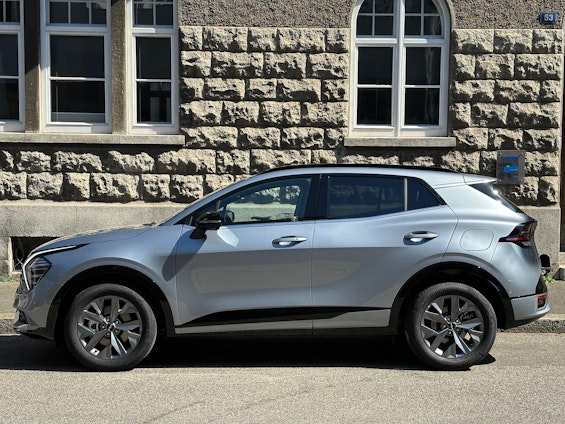 Vehicle image 6 Vehicle image 6