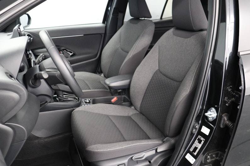 Vehicle image TOYOTA YARIS CROSS