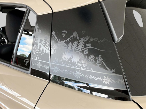 Vehicle image 6 Vehicle image 6