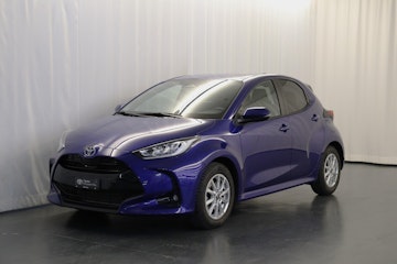 Vehicle image TOYOTA Yaris 1.5 VVT-i HSD Trend