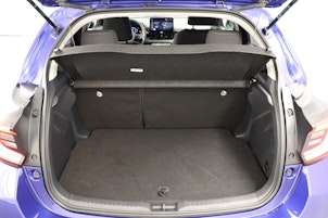 Vehicle image TOYOTA Yaris 1.5 VVT-i HSD Trend