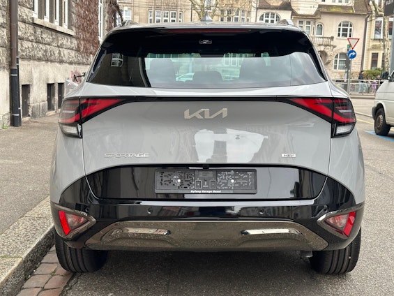 Vehicle image 4 Vehicle image 4