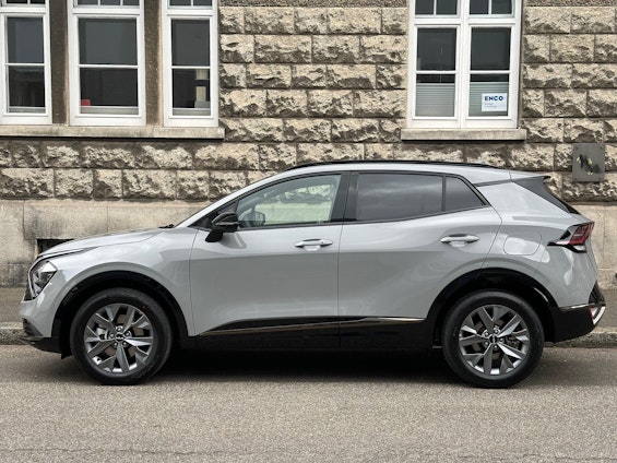 Vehicle image 6 Vehicle image 6