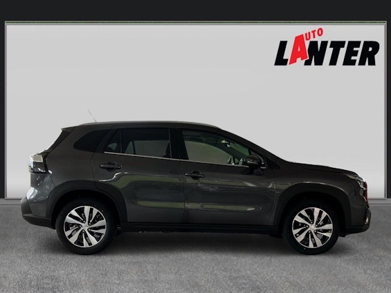 Vehicle image 4 Vehicle image 4