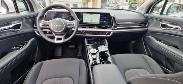 Vehicle image 4 Vehicle image 4