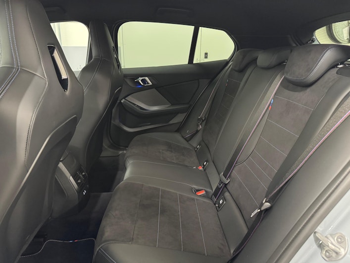 Vehicle image BMW 1 SERIES