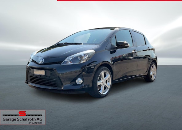 First vehicle image First vehicle image