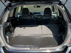 Toyota Yaris 1.5 VVT-i HSD Sol Premium