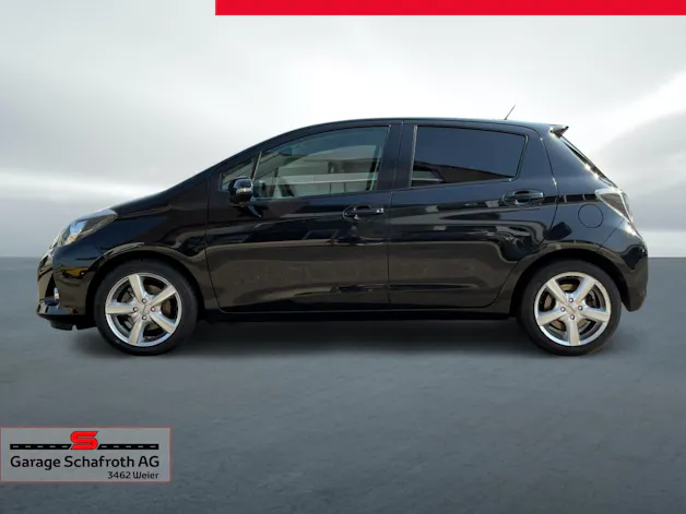 Toyota Yaris 1.5 VVT-i HSD Sol Premium