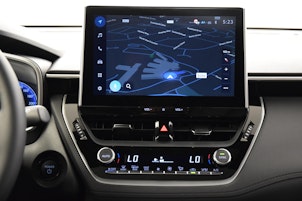 Vehicle image TOYOTA Corolla Cross 2.0 HSD Premium AWD-i