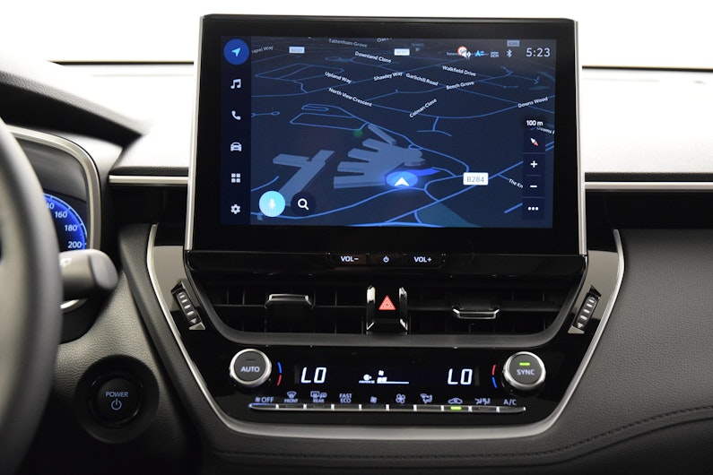 Vehicle image TOYOTA COROLLA CROSS